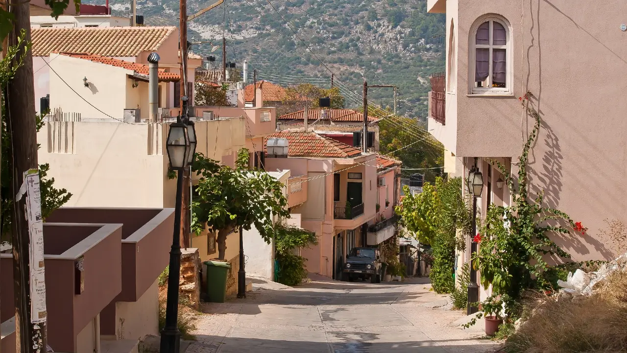 why renovating a house in crete