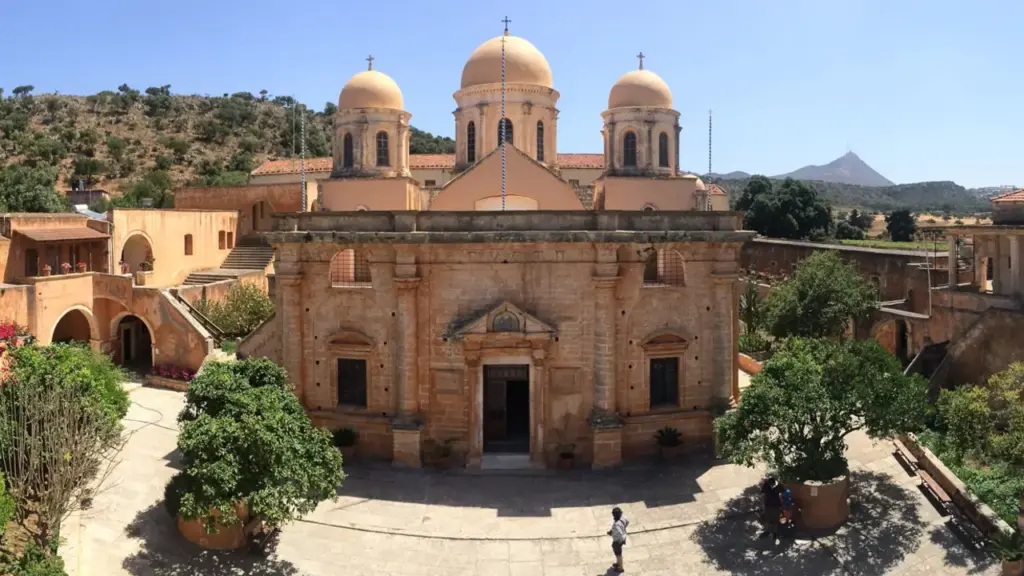 akrotiri agia triada