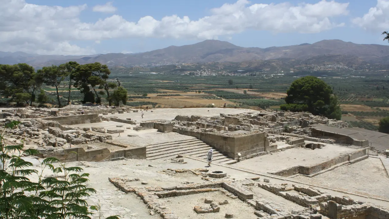 phaestos palace crete